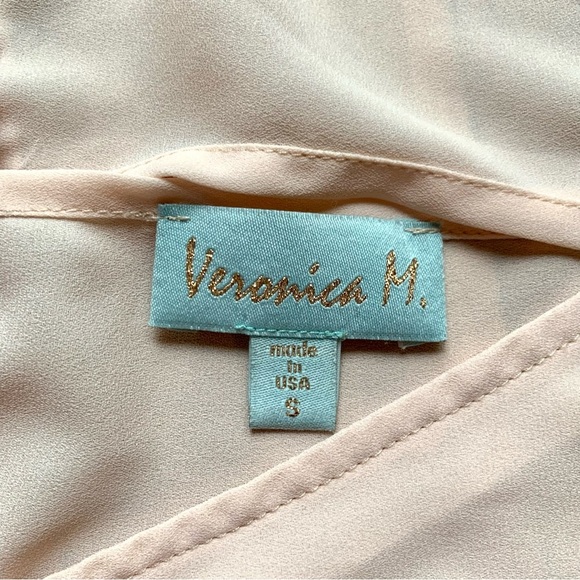 Veronica M. Cut Out Choker Style Blush Bell Sleeve Blouse - Picture 7 of 11